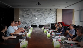 市稅務局領導到德勝釩鈦調(diào)研