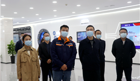 樂(lè)山市委常委、副市長(zhǎng)牟忠樞一行到德勝釩鈦調(diào)研