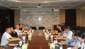 樂(lè)山市委常委、統(tǒng)戰(zhàn)部部長(zhǎng)郭捷一行到德勝釩鈦調(diào)研